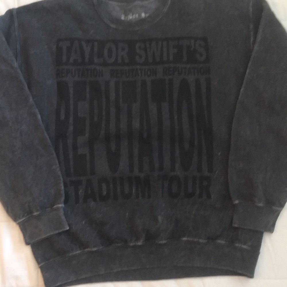 Taylor Swift reputation tour crew neck sweatshirt
